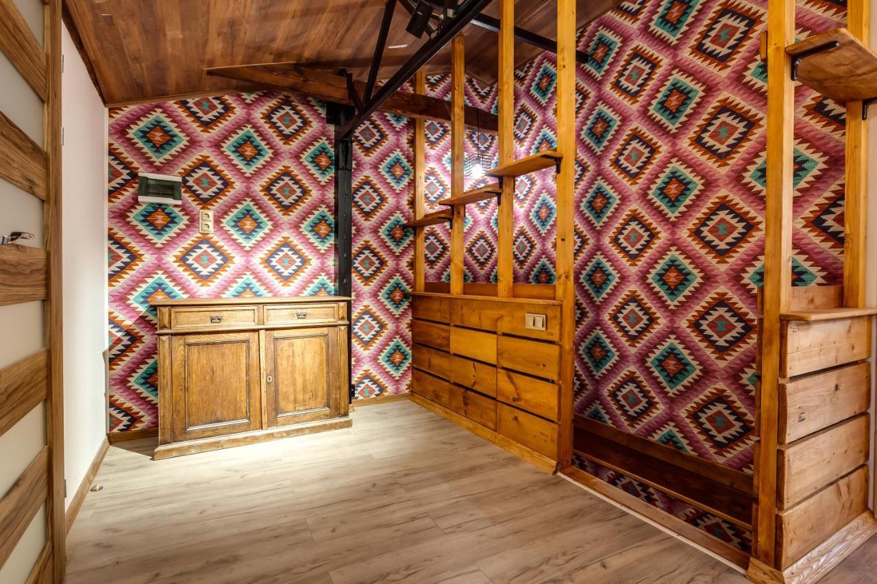 Four Bedrooms Apartment In The Heart Of Lviv Exteriör bild
