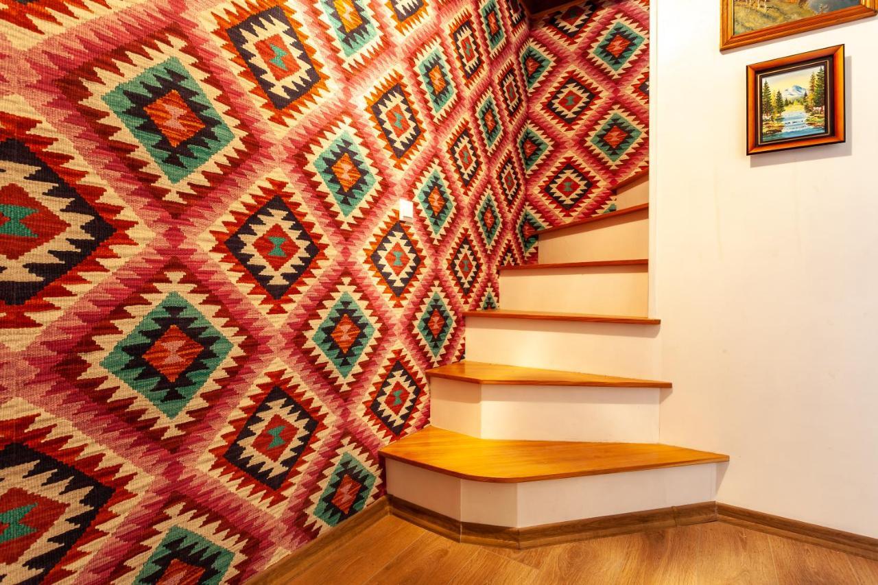Four Bedrooms Apartment In The Heart Of Lviv Exteriör bild