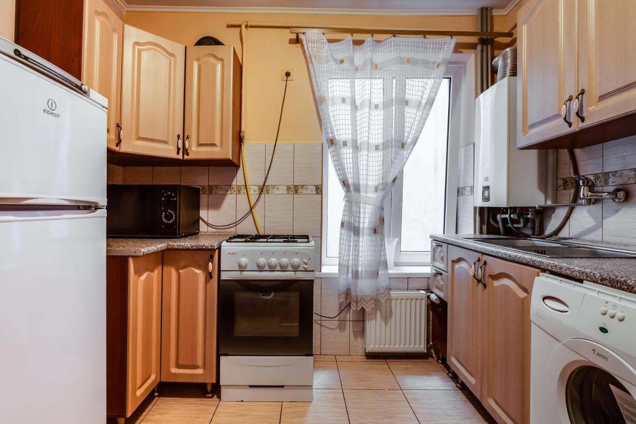 Four Bedrooms Apartment In The Heart Of Lviv Exteriör bild